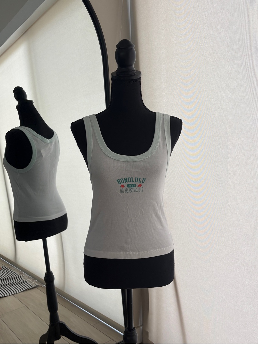 NWT Hawaii Tank top